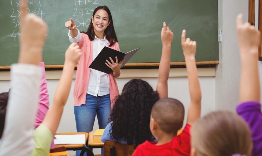 Become a teacher in Saudi Arabia with a salary of 60000 to 4 lakhs; Click on the first comment for details.